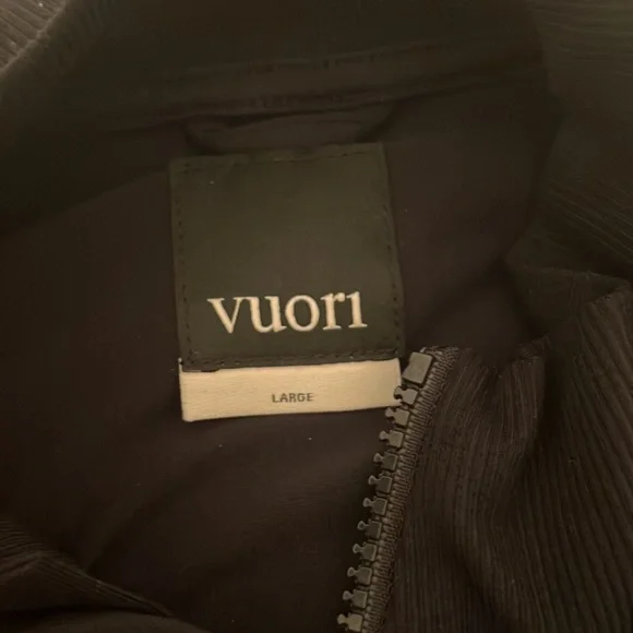 Vuori Black Lightweight Shirt Jacket Versatile Design - Picture 2 of 2